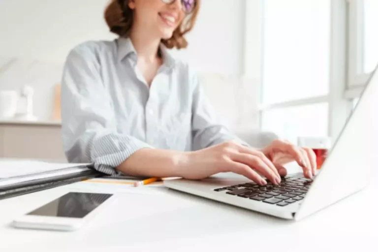 What apps do forex traders use